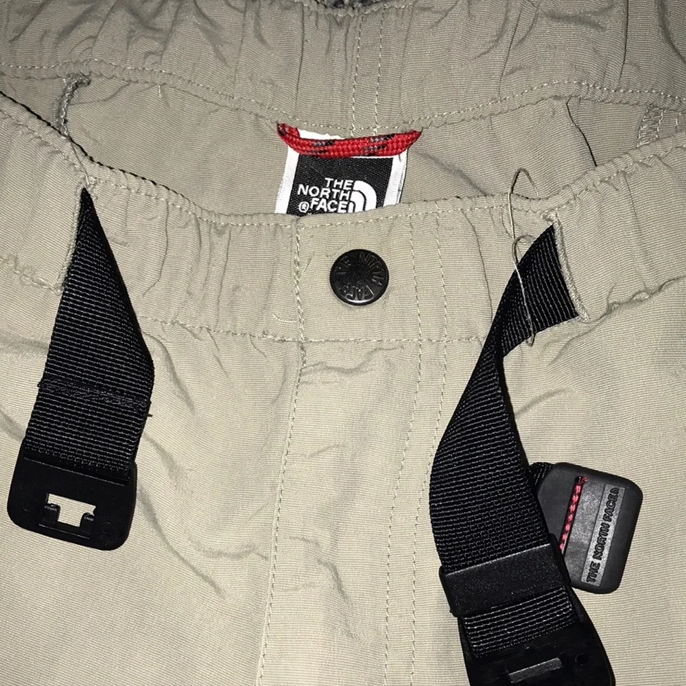 The North Face Men's Tan Cargo Shorts